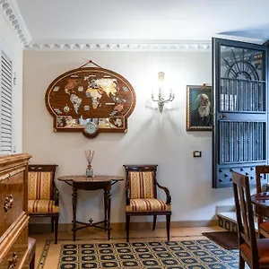 Maison d'hôtes Regal House Capucci 6, Rome